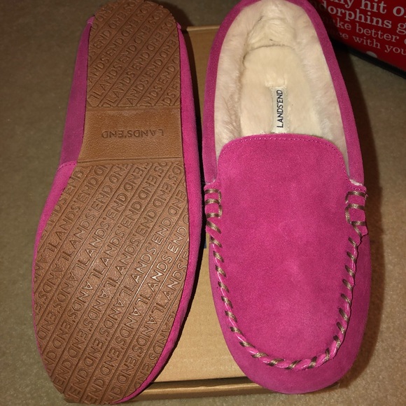 Moc Slippers - Picture 4 of 4